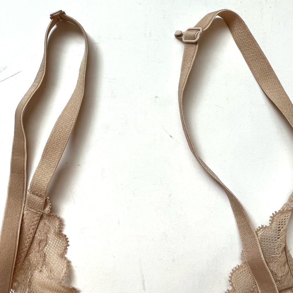Natori “Cherry Blossom” Cameo Rose Convertible Bra - Picture 4 of 8